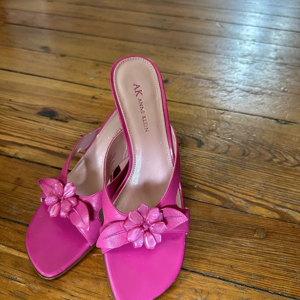 Anne Klein Pink Slide Kitten Heel Sandals with Flower Embellishment